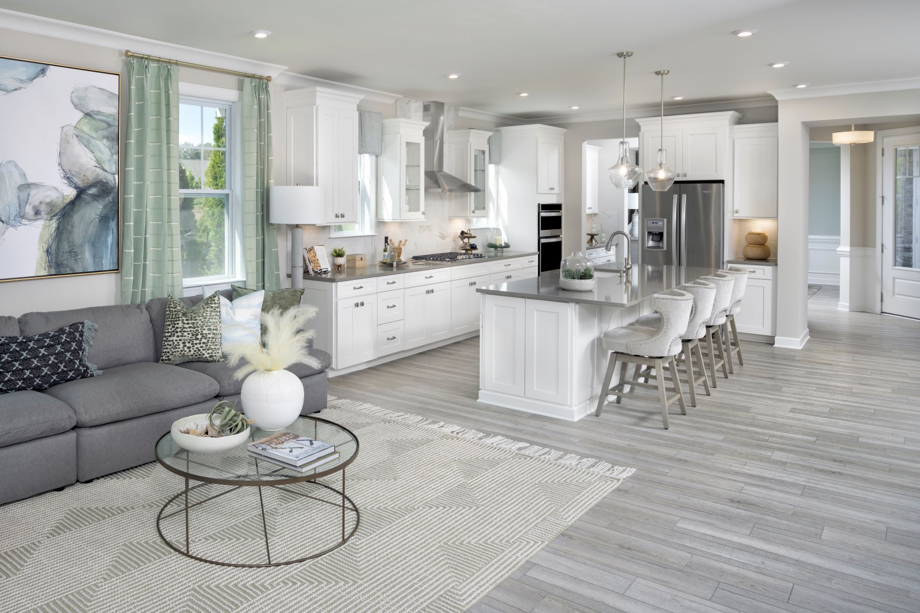 Photo representation of the Martin plan. Colors, finishes and options will vary.