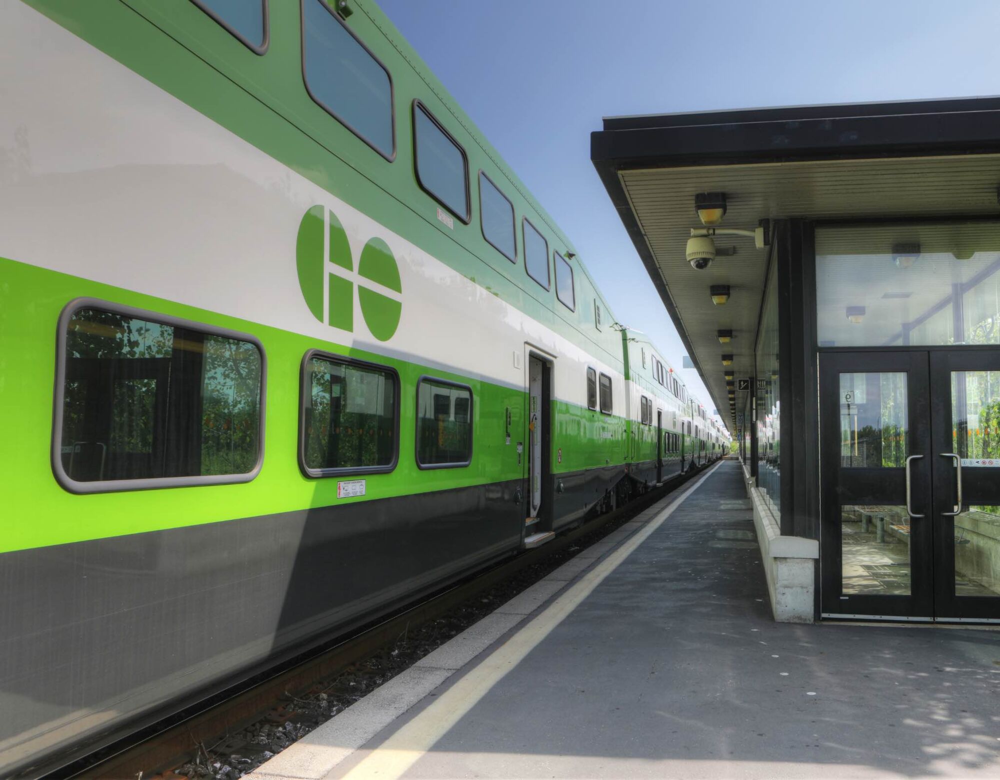 View of the Go Train from the train platform. 