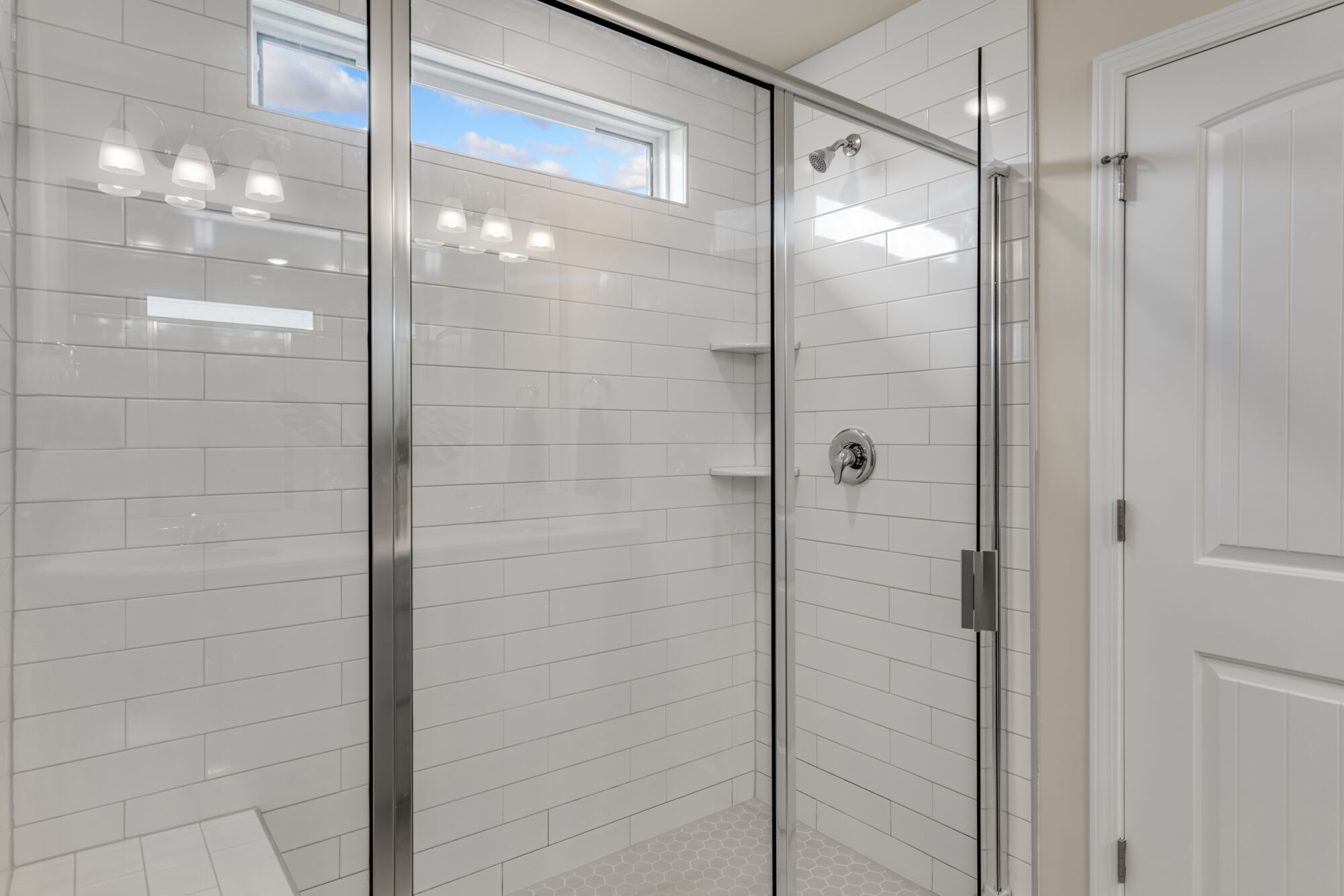 Owner's Shower with Seat