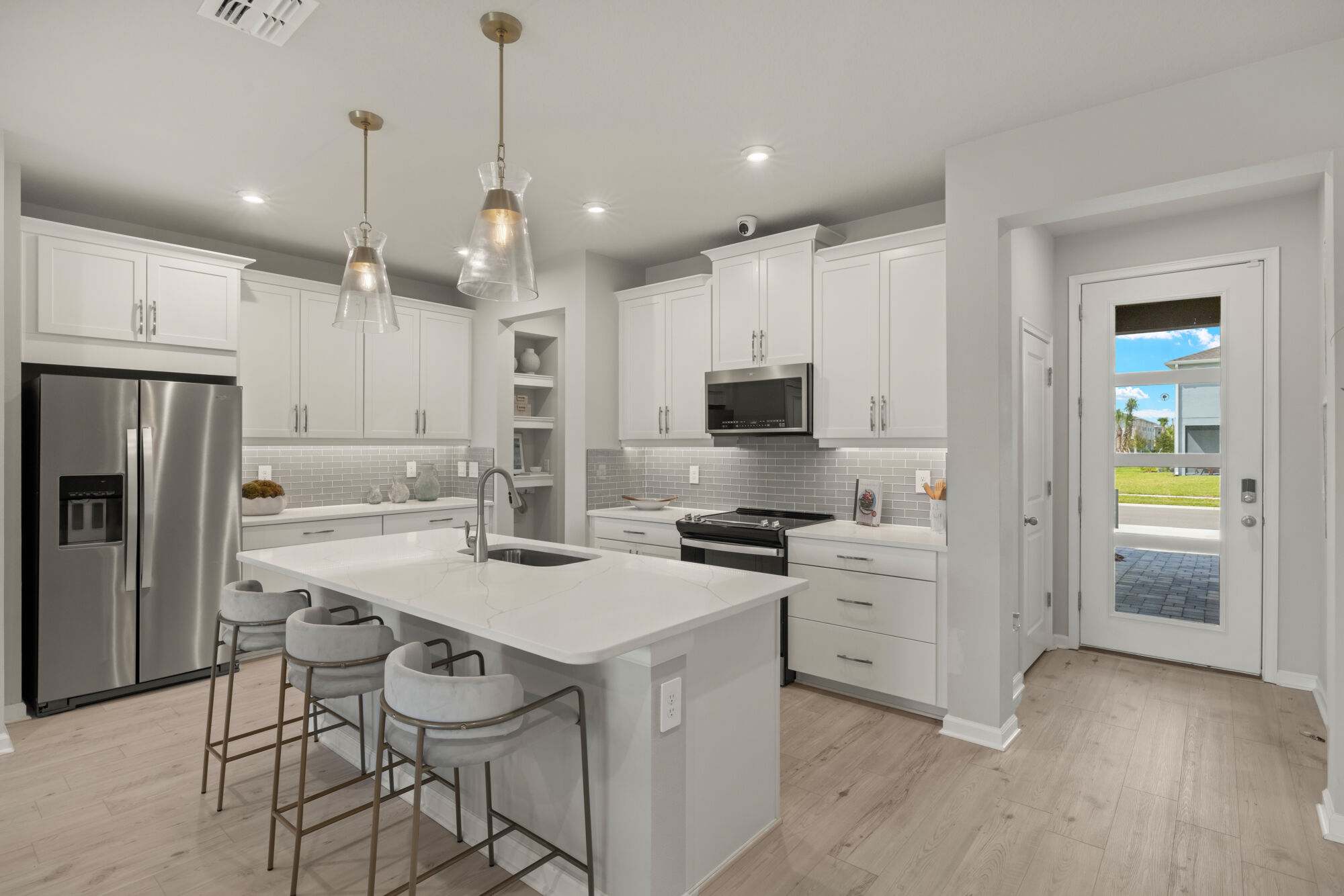 31556 WOODLAND RACE LOOP