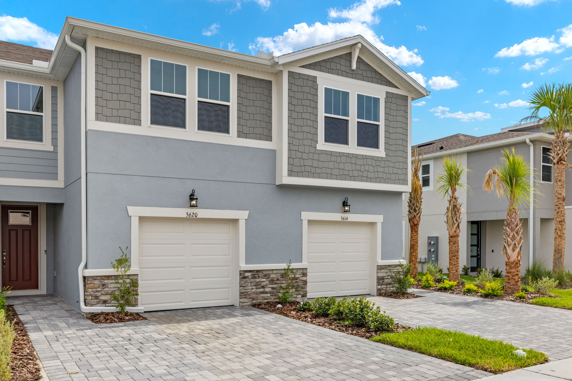 town home, 3 bedroom, 2 full baths, powder room, open concept, quartz countertops, kitchen island breakfast bar, pantry, flowing kitchen, dining and great room, covered lanai, master planned community, loft