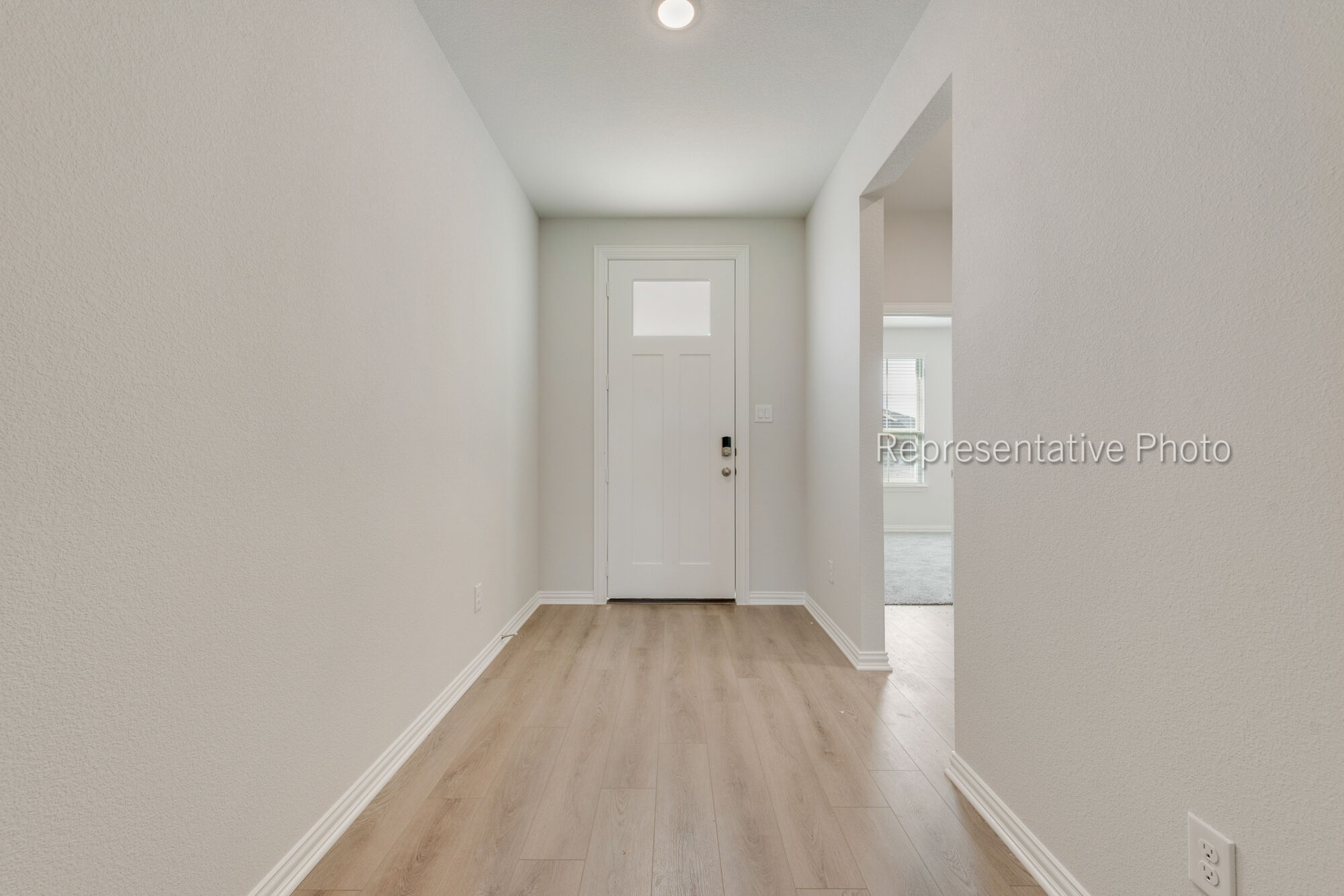 Photo representation of the Aurora plan. Colors, finishes and options will vary.