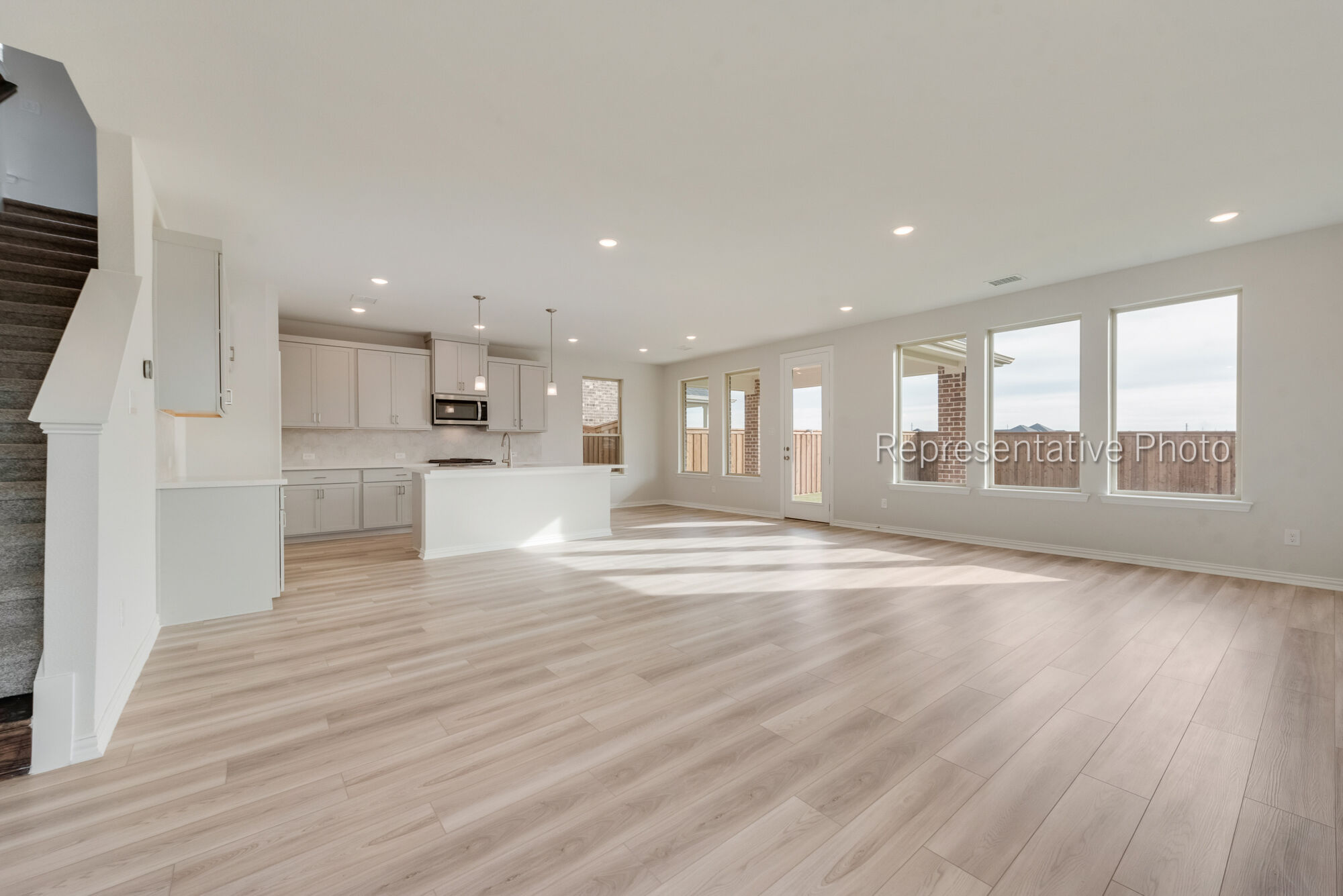 Photo representation of the Gifford plan. Colors, finishes and options will vary.