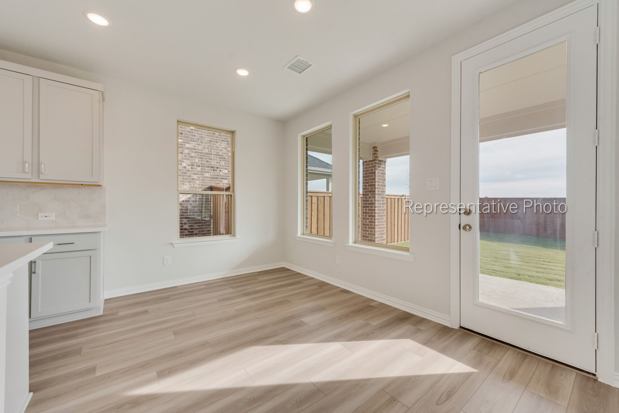 Photo representation of the Gifford plan. Colors, finishes and options will vary.