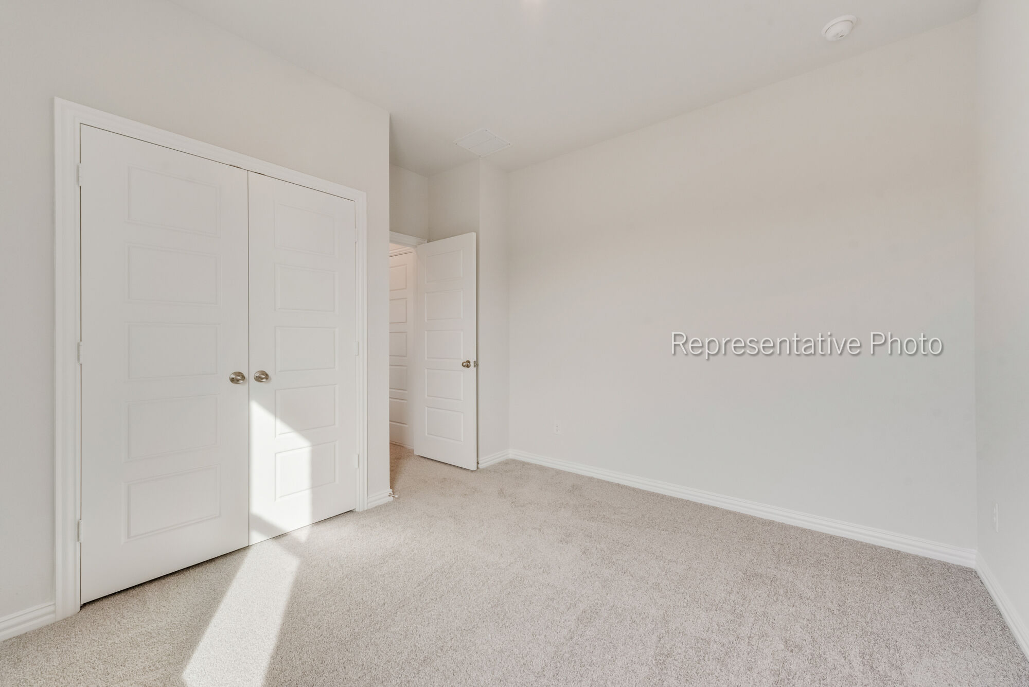 Photo representation of the Gifford plan. Colors, finishes and options will vary.