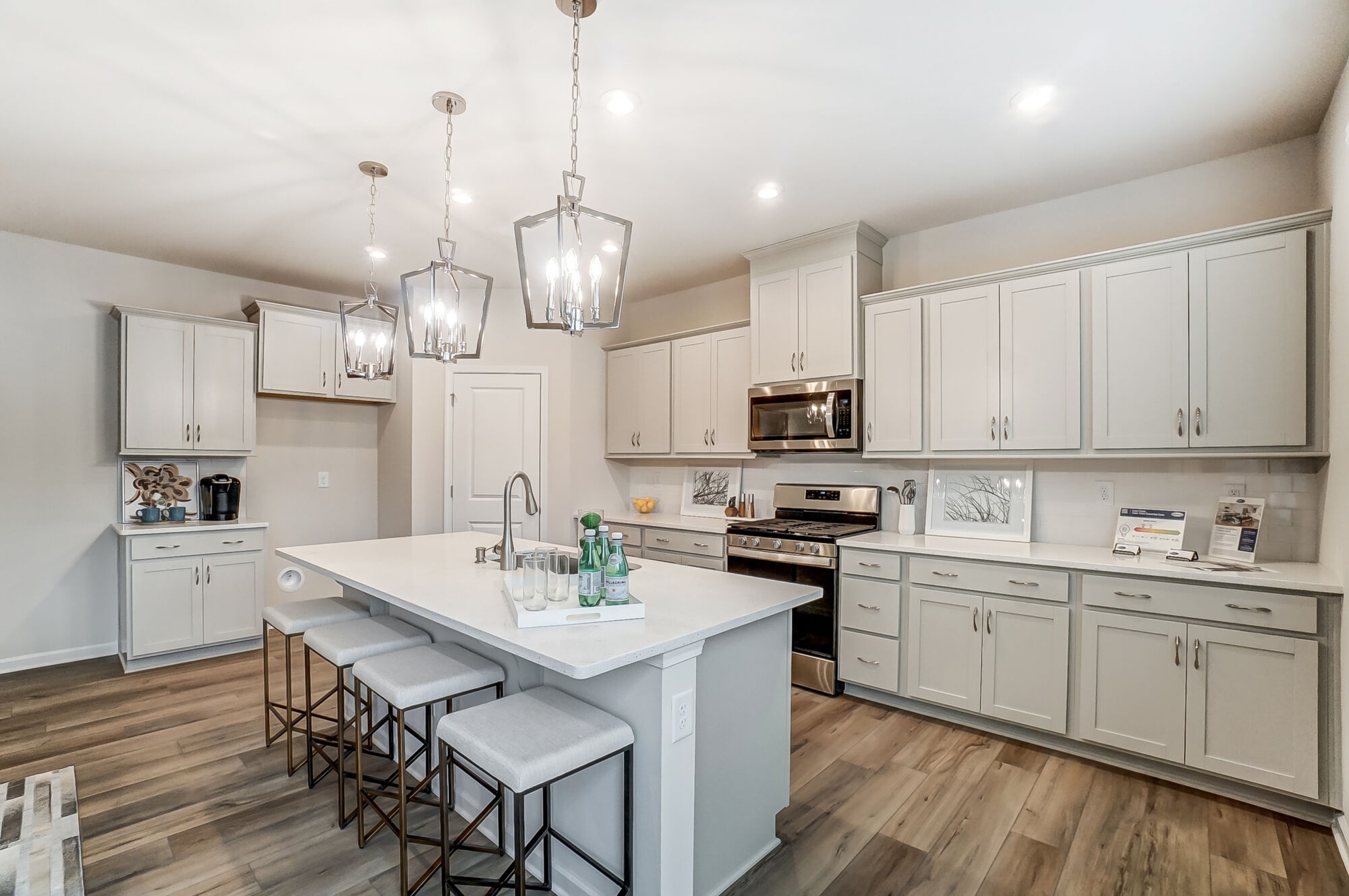 Photo representation of the Eldorado plan. Colors, finishes and options will vary.