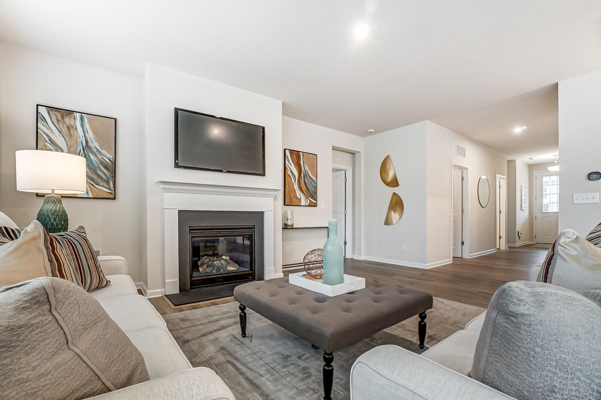 Photo representation of the Eldorado plan. Colors, finishes and options will vary.